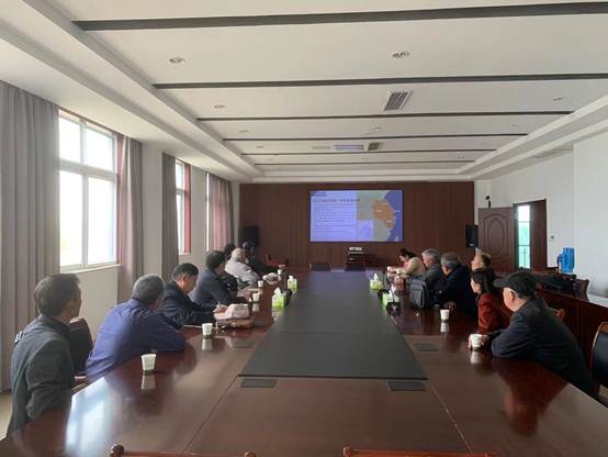 说明: E:\工作\工作\党工委\2021\党史学习教育\20210324六支部党史学习\20210419六支部黄花塘活动\新闻用图\0df8799d0f9ddd44ce98e7509e08beb.jpg